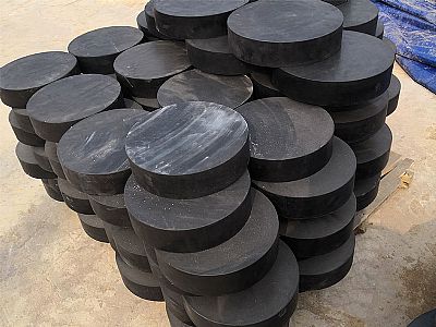 阆中市板式橡胶支座由若干层橡胶片与薄钢板经加压硫化